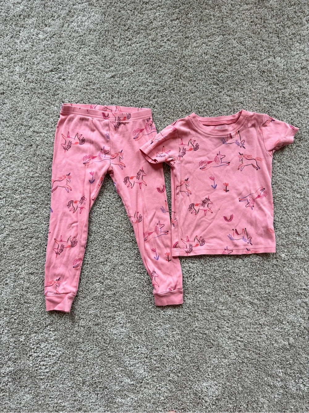 Carter’s Girls Unicorn Pajama Set Size 4T Pink 2 Pack Pink Unicorn pajamas